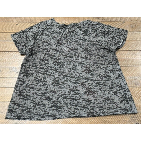 INC Heather Gray Embroidered FLORAL Short Sleeve - Size 2X - Picture 2 of 6